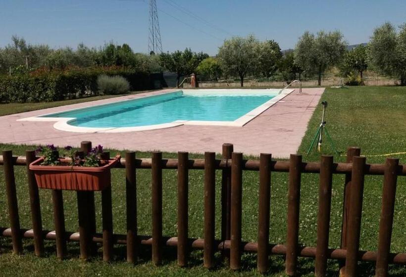 مبيت وإفطار Ilporticodispello