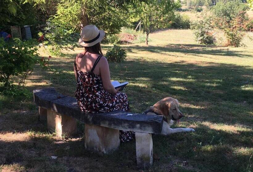 مبيت وإفطار La Ferme Buissonnière