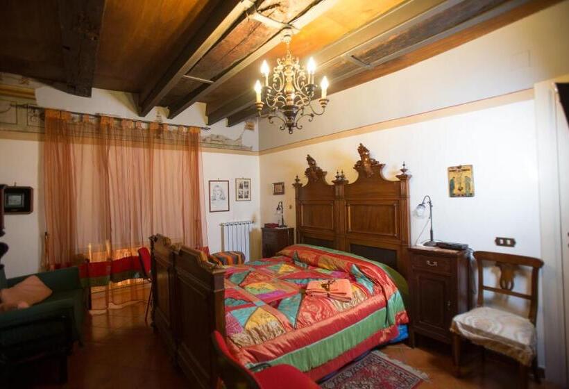 تختخواب و صبحانه La Via Dei Presepi
