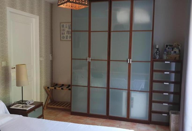 مبيت وإفطار La Villa D Olivène