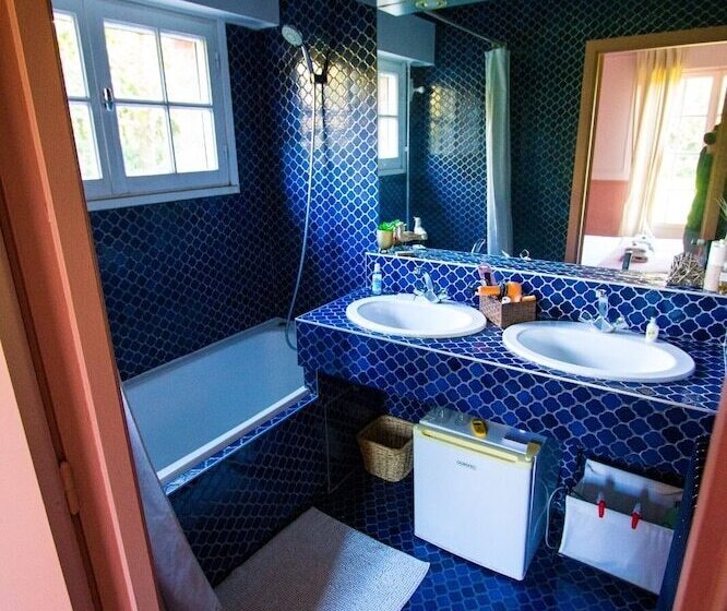 ベッドアンドブレックファースト Les Jardins De Beaumont