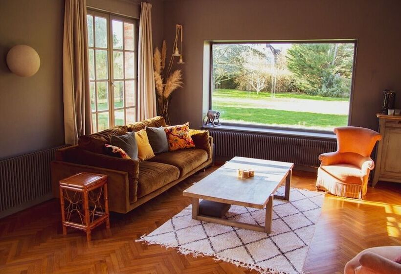 مبيت وإفطار Les Jardins De Beaumont