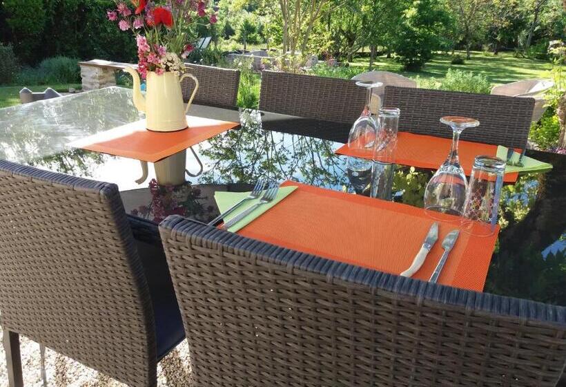 Bed and Breakfast Les Trois Prunelles