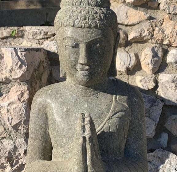 تختخواب و صبحانه Monte Carlo View And Spa