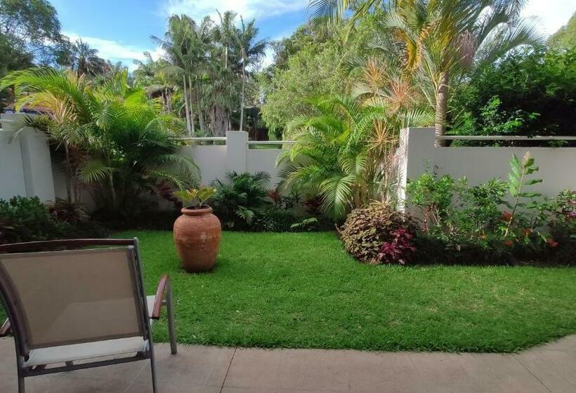 Bed and Breakfast Se Ayr Bnb At Lighthouse