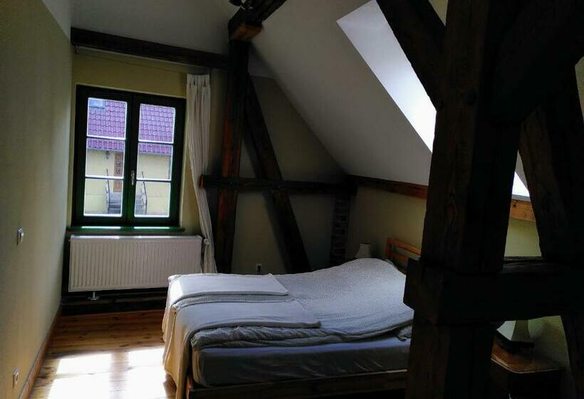 ベッドアンドブレックファースト Stützpunkt Trebitz   Gästezimmer Am Europaradweg R1