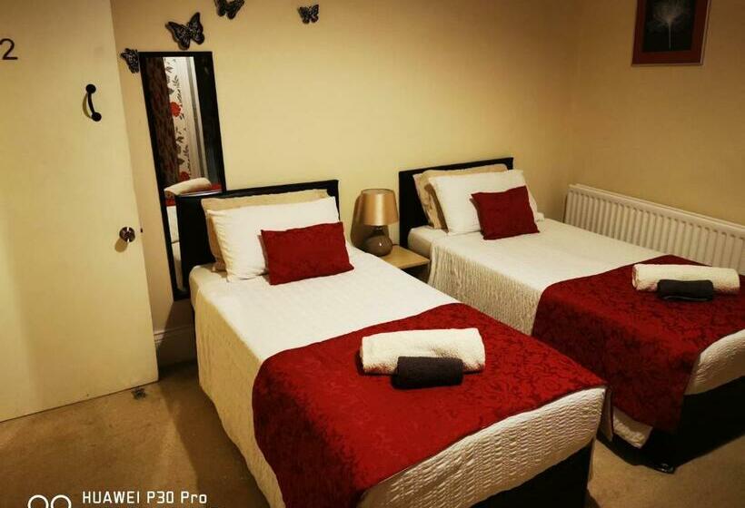 مبيت وإفطار Oddfellowsbandb