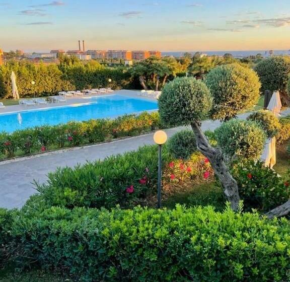 ベッドアンドブレックファースト Villalessandra