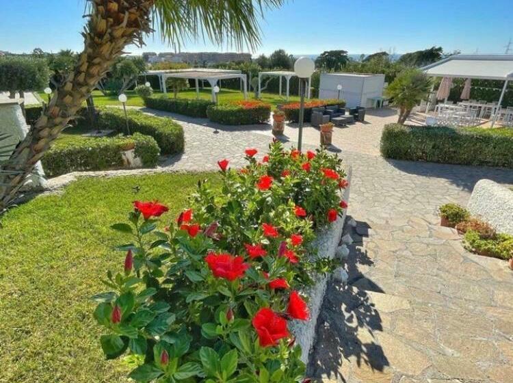 ベッドアンドブレックファースト Villalessandra