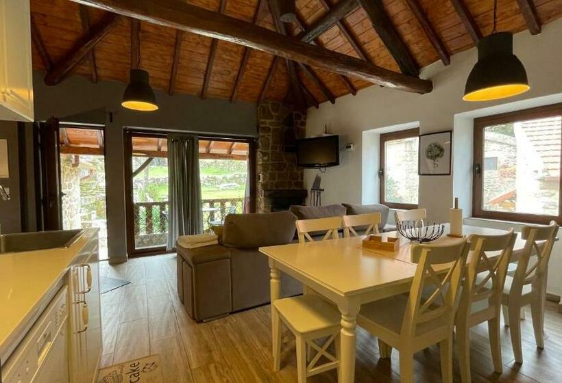 فندق Aldeia De Pontes   Castro Laboreiro