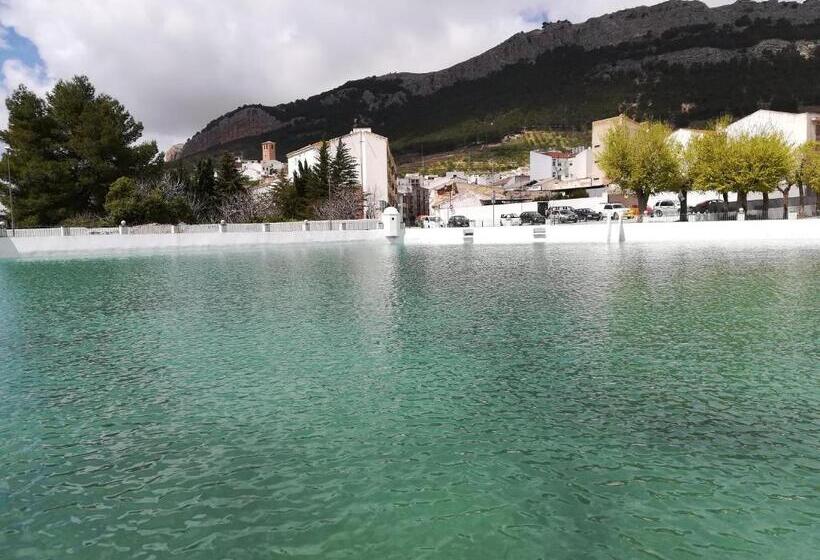 בית מלון כפרי Cueva El Madrono