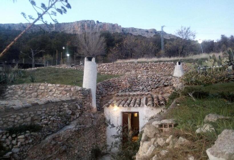 בית מלון כפרי Cueva El Madrono