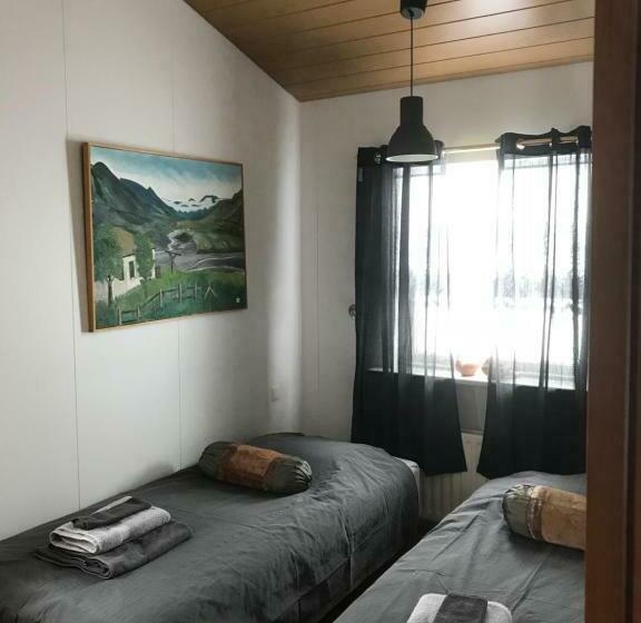 هتل Eiði Farmhouse