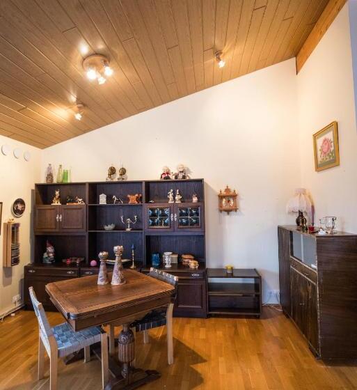 هتل Eiði Farmhouse