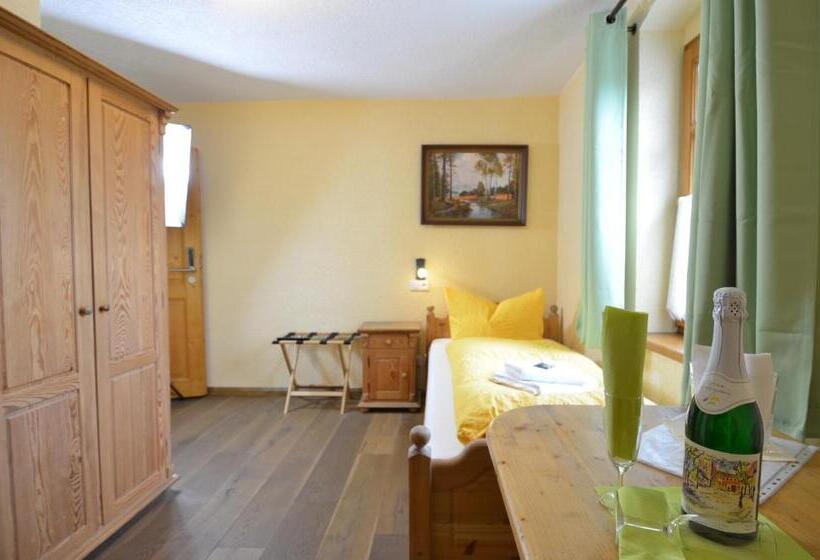 فندق Köhlerhütte