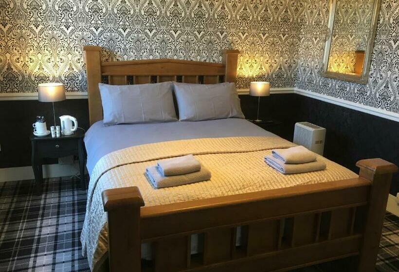 בית מלון כפרי The White Hart Pub And Rooms