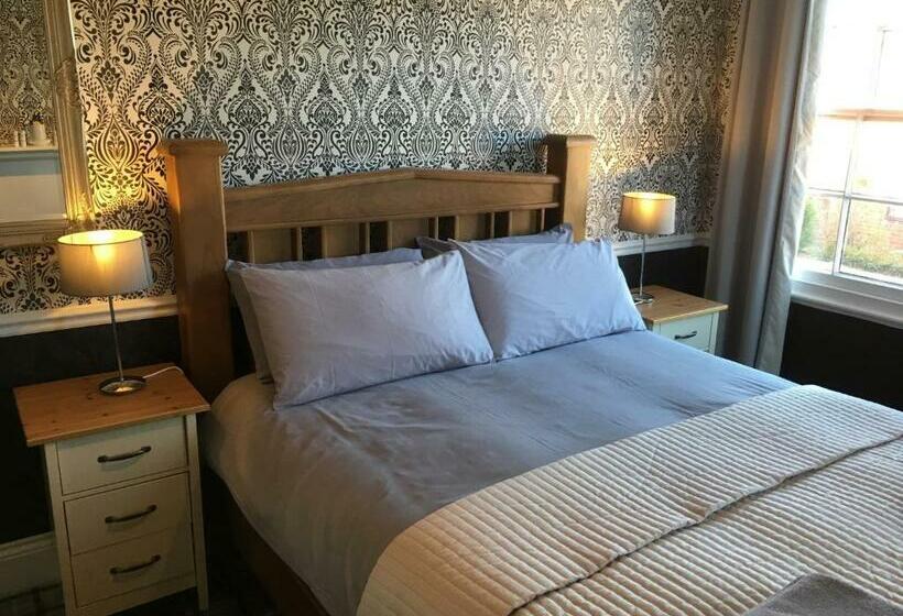 בית מלון כפרי The White Hart Pub And Rooms