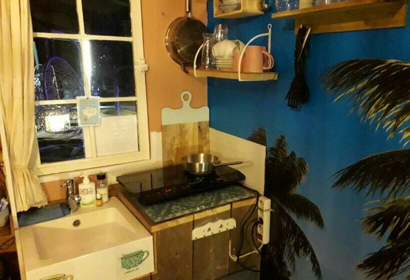 مبيت وإفطار Naturistenlogement Op Flevonatuur