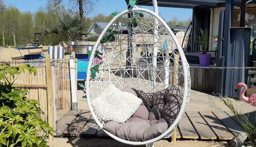 مبيت وإفطار Naturistenlogement Op Flevonatuur