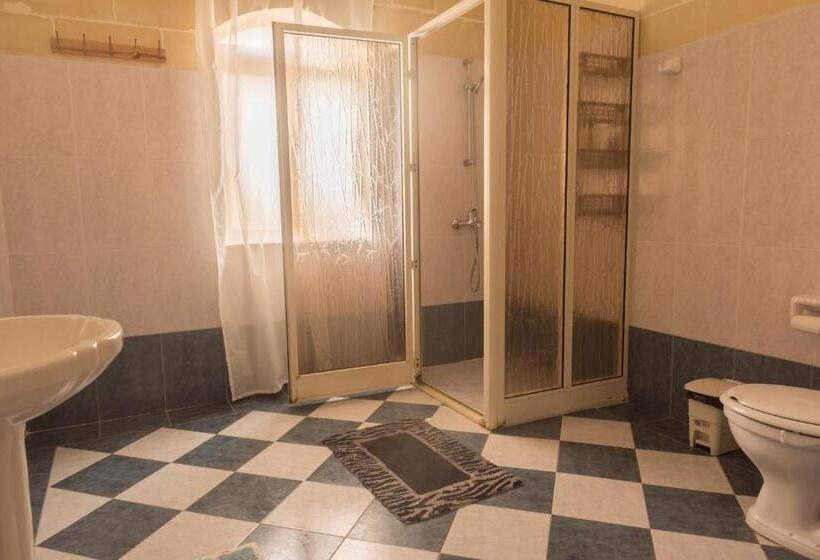 پانسیون Acomodation House Kavarna