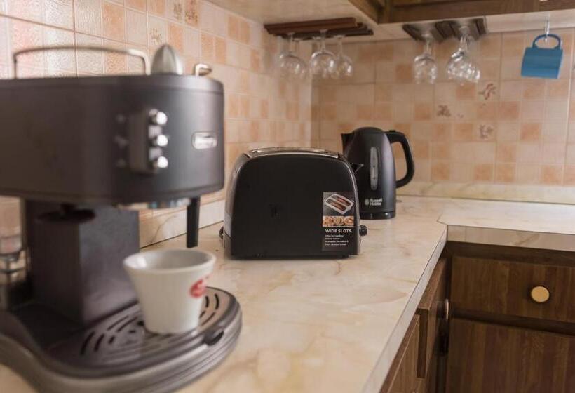 پانسیون Acomodation House Kavarna