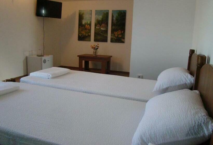 פנסיון Casa Hora