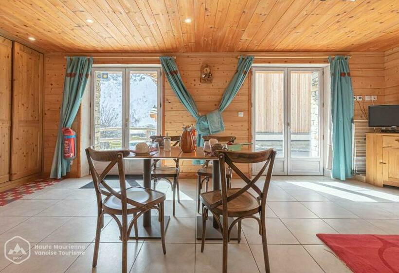 פנסיון Chalet Le Bois Joli