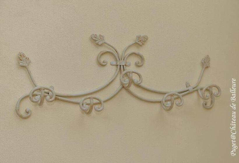 ペンション Chateau De Balleure