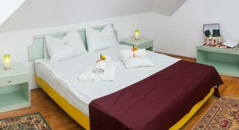 ペンション Clermont Sinaia