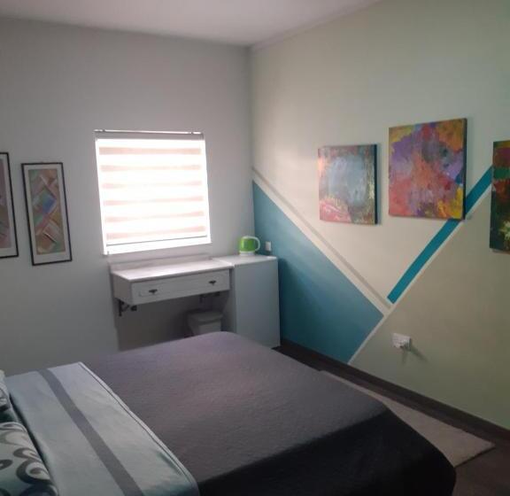 Panzió Cosy Home By The Sea