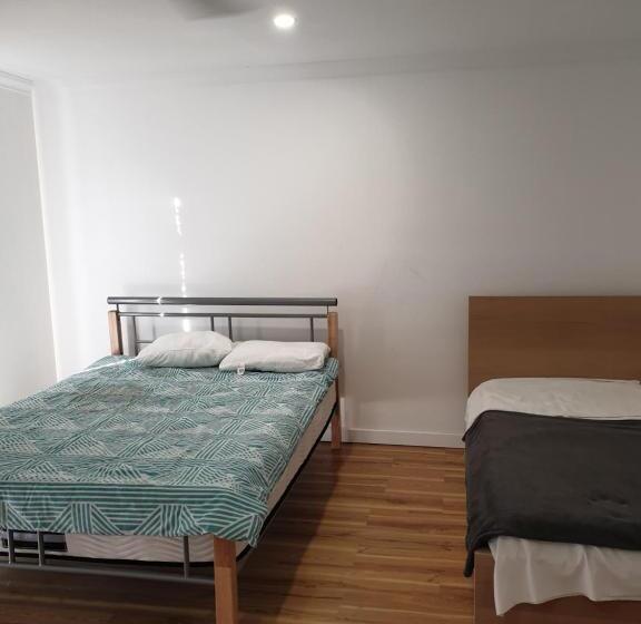 ペンション Dianella Budget Rooms Happy Place To Stay