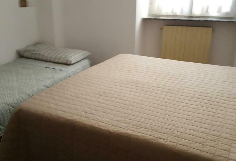 פנסיון Foresteria Lombarda Da Giovanna