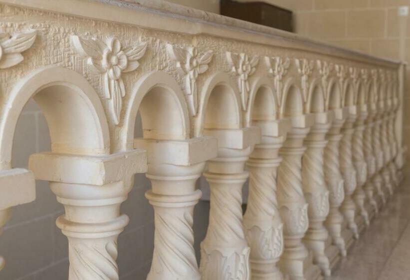 پانسیون Acomodation House Kavarna