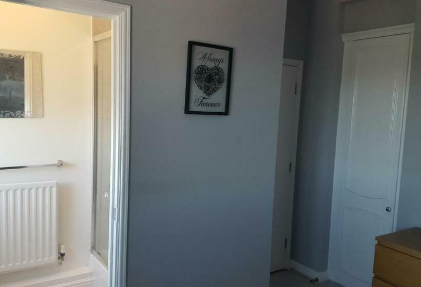 Пансион Haus Serviced Living