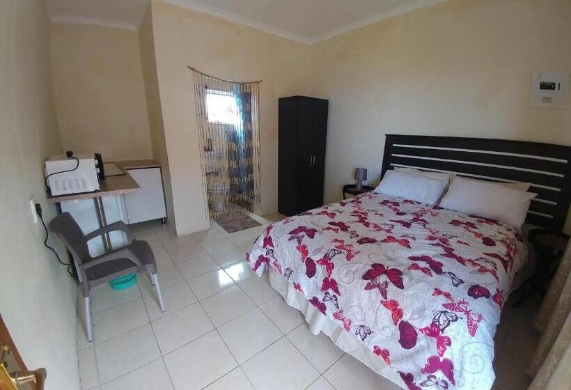 פנסיון Hillside View Guesthouse