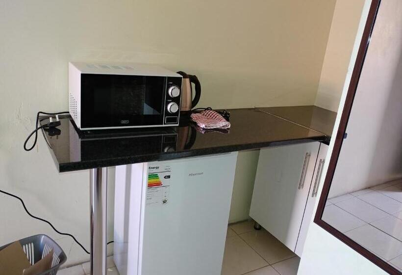 פנסיון Hillside View Guesthouse