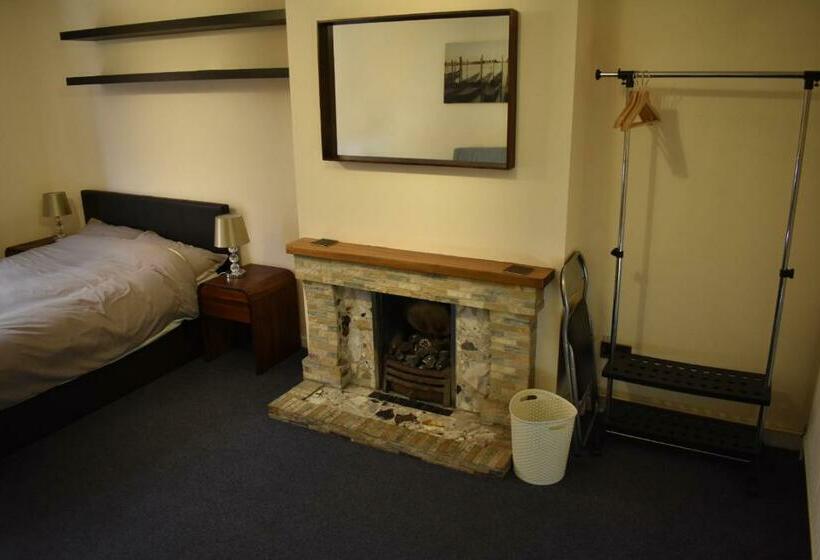 بنسيون Home And A Stay