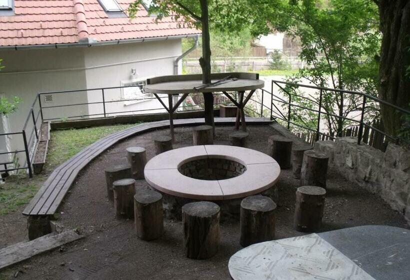 膳宿费 Hudi Lak Vendégház