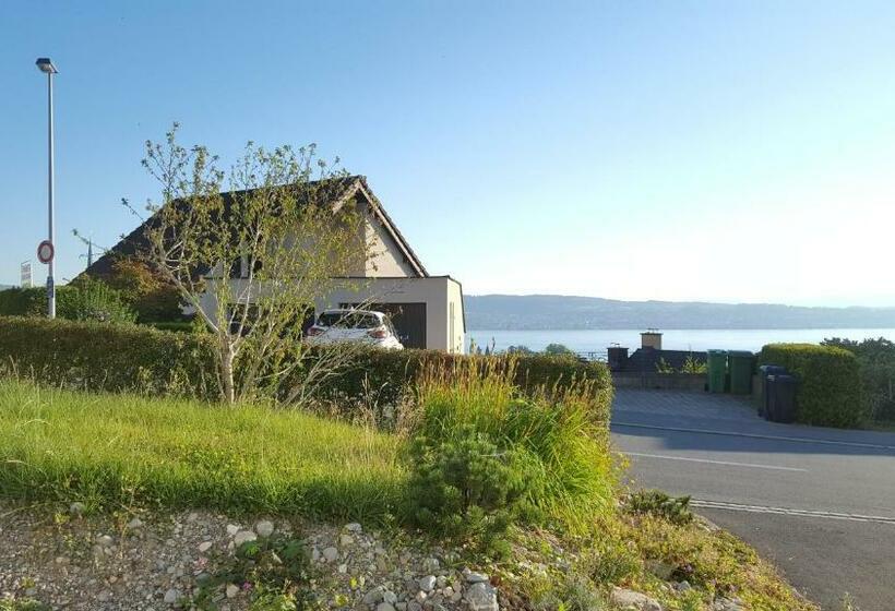 Pensionat Lake View Private Studio