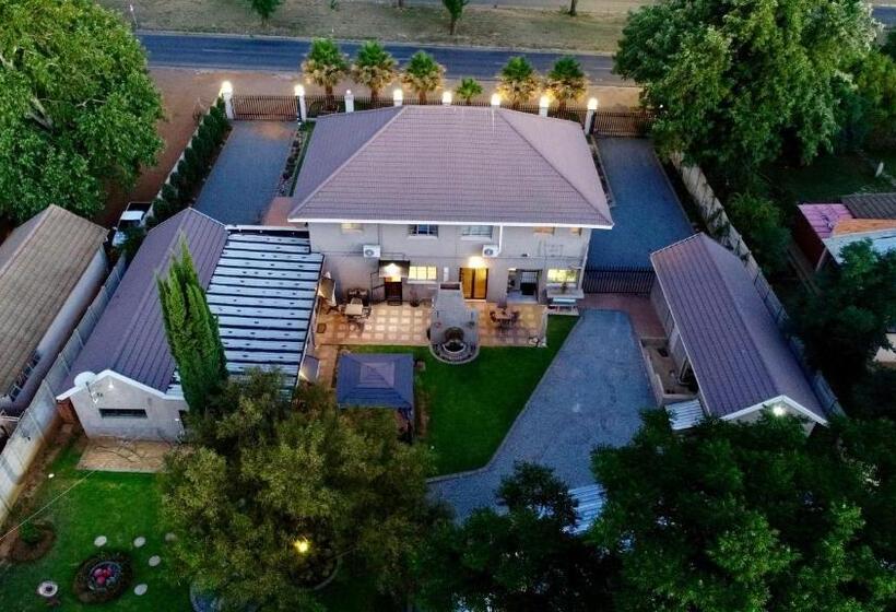 بنسيون Modern Goldfields Apartments