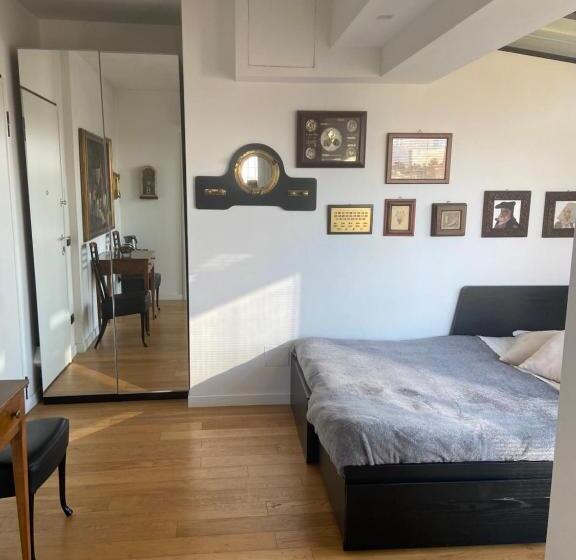 بنسيون Suite Del Parco