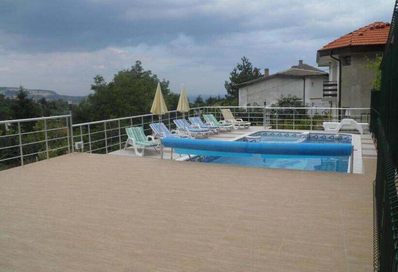 Пансион Villa Mak