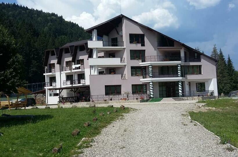 Pensiunea Poiana Soarelui