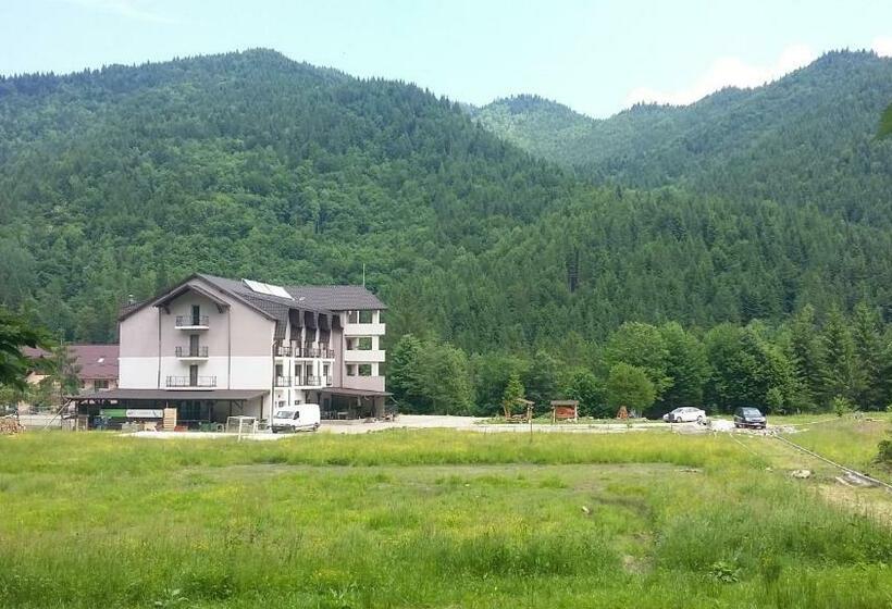 Pensiunea Poiana Soarelui