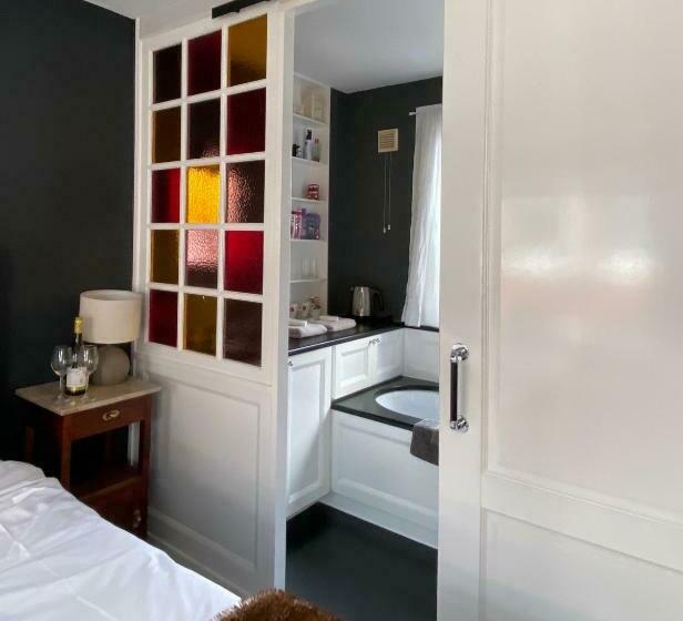 The Lastage Inn   Bed & Breakfast