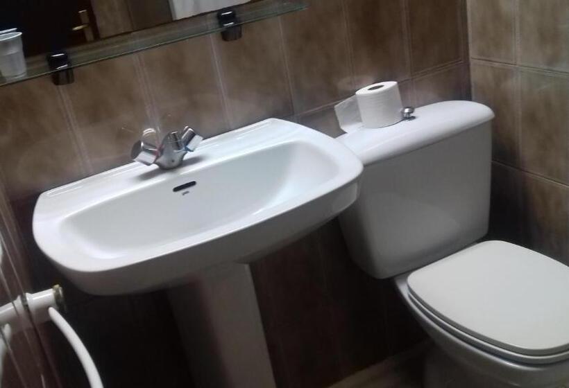 هاستل Residencia Diego Martinez