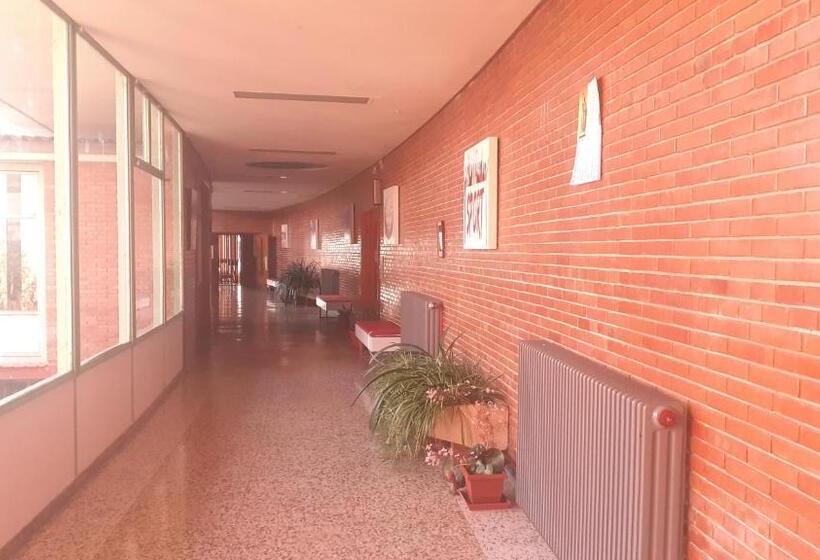 هاستل Residencia Diego Martinez