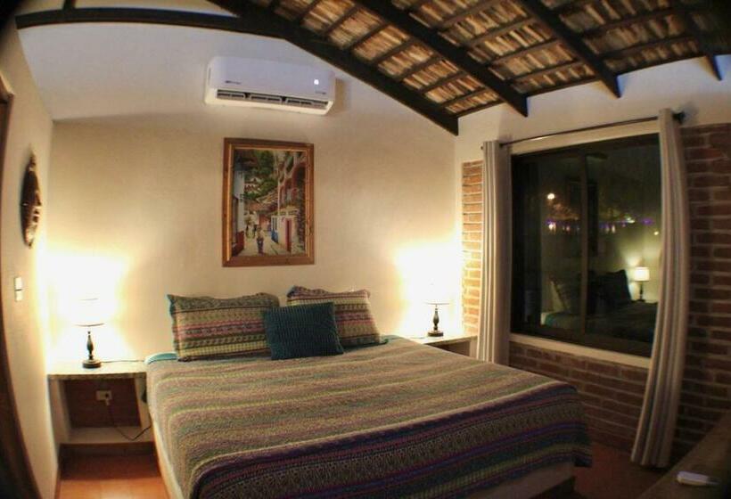 فندق صغير Sukasa Bungalows