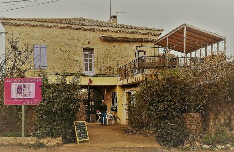 مبيت وإفطار Bateau Mariance