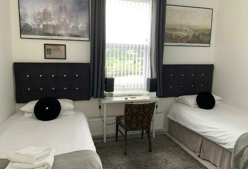 مبيت وإفطار Boars Head Boutique